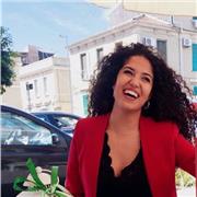 Insegno a studenti di liceo o università, materie riguardanti l'abito psicologico